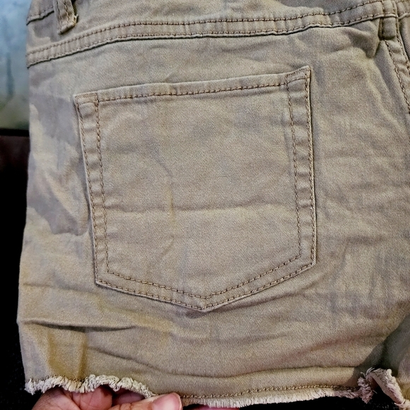 Nobo No Bounderies Khaki Chino Shorts Juniors Size 11 Cut Offs Raw Hem Summer - Picture 5 of 8